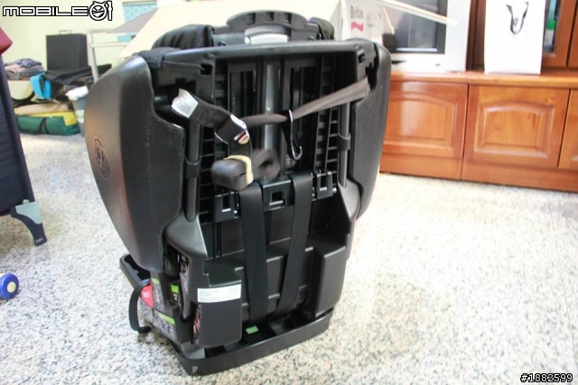 Britax Pinnacle 90小開箱~~~