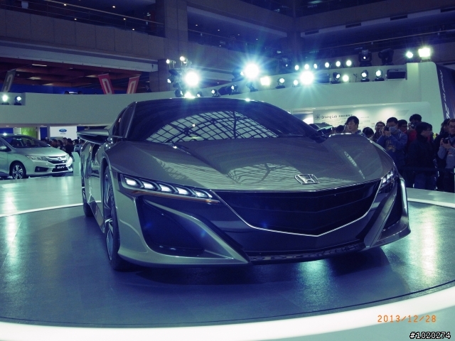 發射吧!硬漢~台北車展又來囉,你今天台北國際車展了嗎?