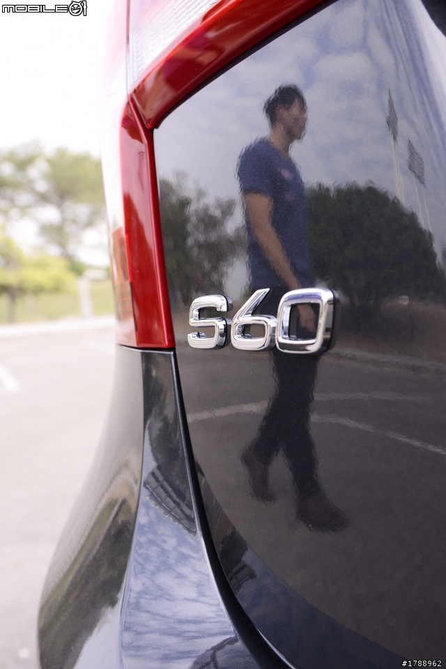 開箱14年式 S60 492珍珠灰