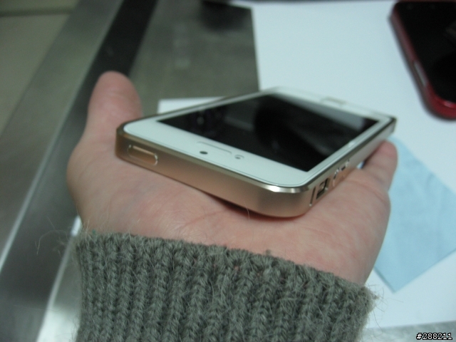 唉呀!第三支iPhone5S到貨!(退換貨2次,給Apple官網一個讚!)