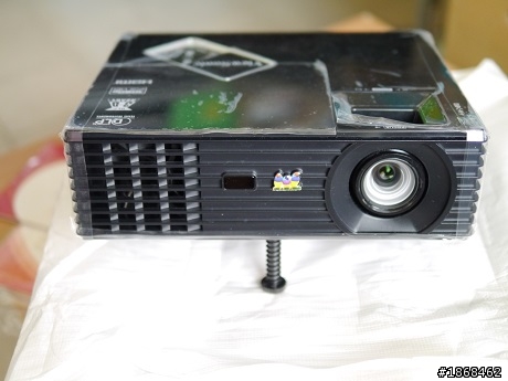 遲來的新娘模式 ViewSonic PJD7820HD 3D 投影機開箱文