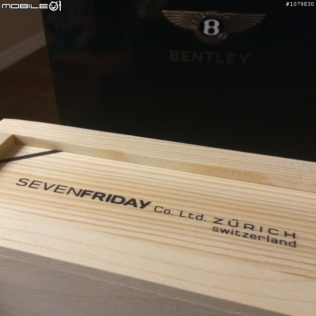 【開箱】聖誕開箱 - Sevenfriday 手錶.
