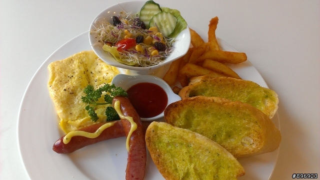 推薦科博館附近好吃又實惠的Brunch - 50米深嵐博館店