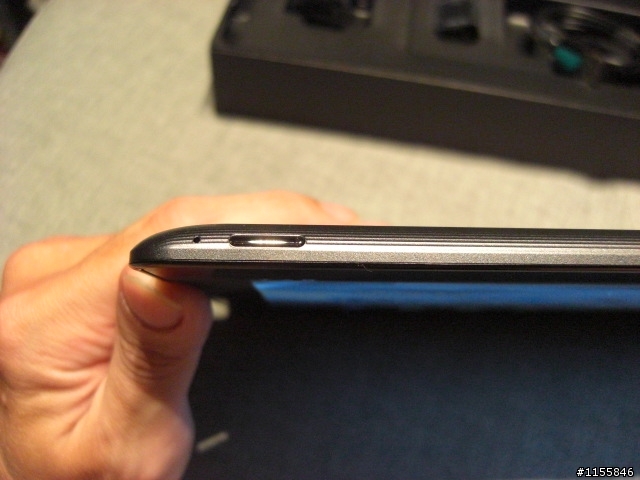 開箱 ASUS TF502T