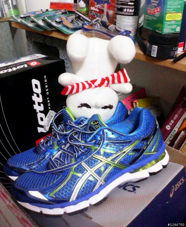 踩屎之王─asics GEL-CIRRUS33 2開箱
