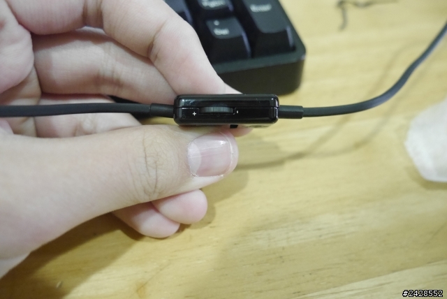 SteelSeries Siberia V2 黑金版開箱