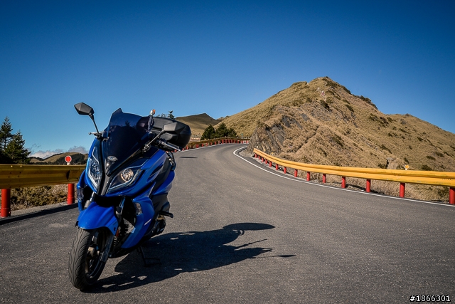 motorcycle x cosplay x Travel - 重機x角色扮演x旅行