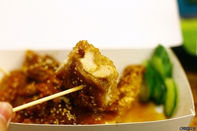 食香客雞會站-多種特色雞排隨你選擇!!