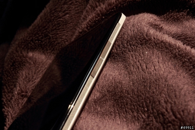 hTc Butterfly S LTE。肥蝶大電量 拍照猴腮雷