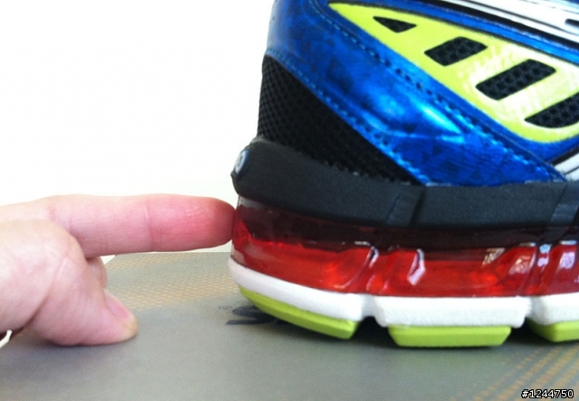 踩屎之王─asics GEL-CIRRUS33 2開箱