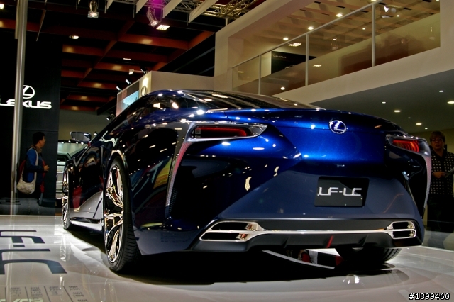 2014台北世貿車展 --- LEXUS LF-LC Blue ---
