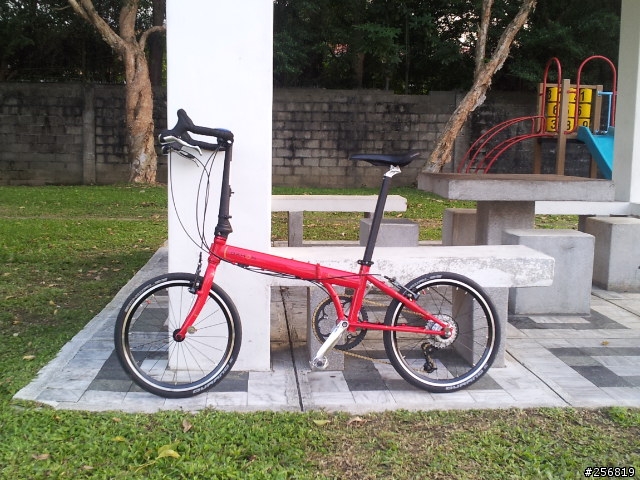看我慢慢拼湊乙台鋼管的Dahon speed pro TT