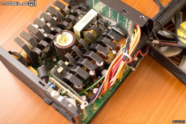 Corsair HX620 爆漿 (附圖), 請推薦一個耐用的電源供應器