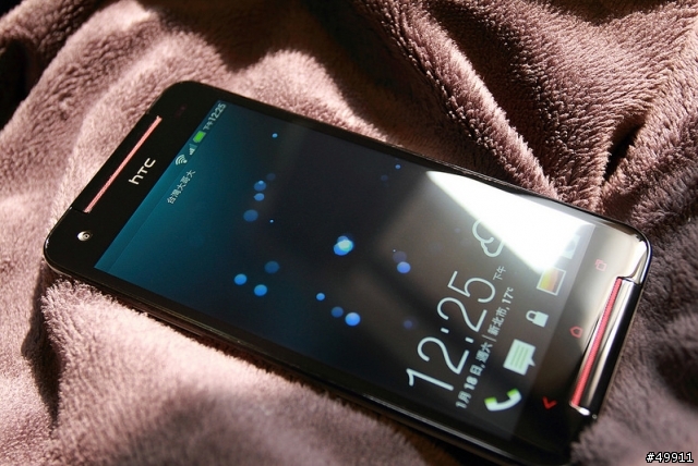 hTc Butterfly S LTE。肥蝶大電量 拍照猴腮雷