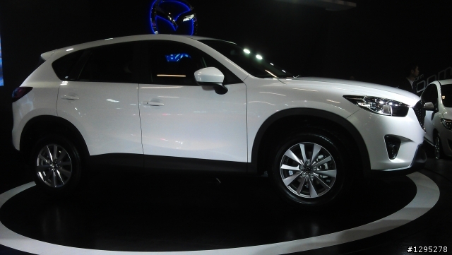 Mazda 6 魂動紅車展現蹤