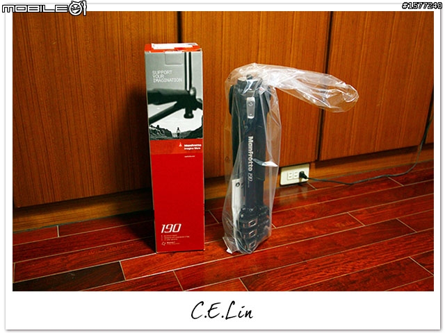 【開箱】Manfrotto 190 MT190XPRO4 新款鋁合金腳架 輪到我來開了!!!