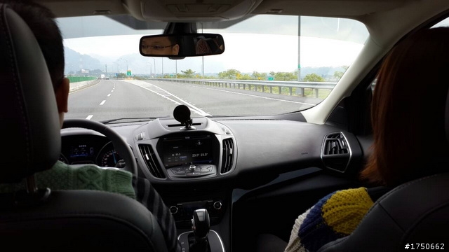 THE ALL-NEW KUGA-2.0S 24小時免費換你開--