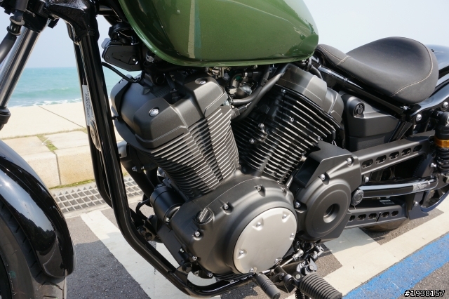 STAR (Yamaha) Bolt 950 R 簡易開箱~~秀秀你的BOLT!!