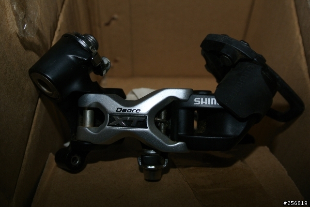 看我慢慢拼湊乙台鋼管的Dahon speed pro TT