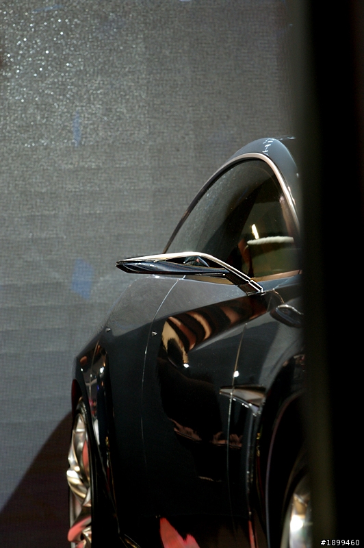 2014台北車展隨拍 MAZDA SHINARI 每個角度都非常漂亮說