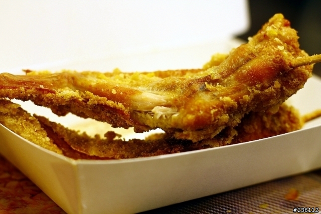 食香客雞會站-多種特色雞排隨你選擇!!