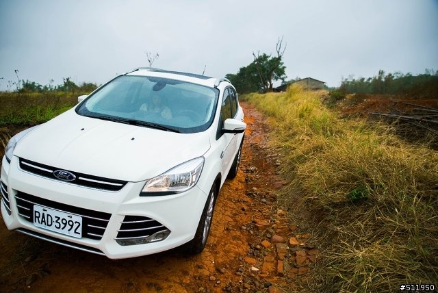 KUGA 一日試乘活動,輕度OFF ROAD!