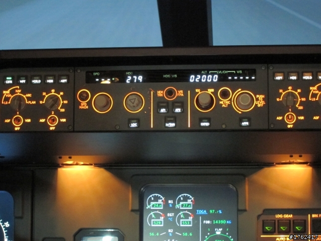AIRBUS A320飛行模擬機
