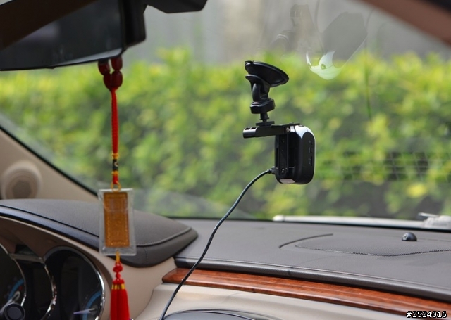 我推薦~ 兩千有找的1080P行車紀錄器 XBase SJ1000 !