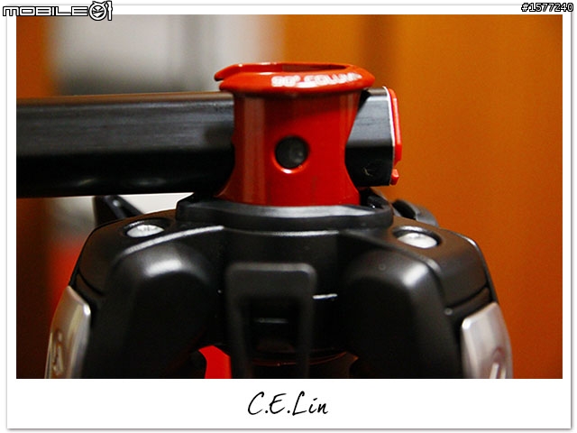 【開箱】Manfrotto 190 MT190XPRO4 新款鋁合金腳架 輪到我來開了!!!