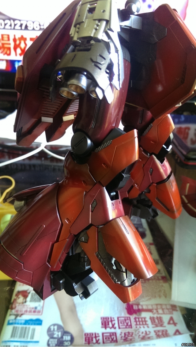AKIRA辛苦做-----MG SAZABI ver ka