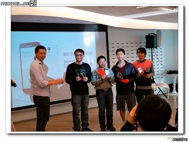 "簡約哲學 行動美學"~~Samsung Galaxy J 不一樣的體驗會