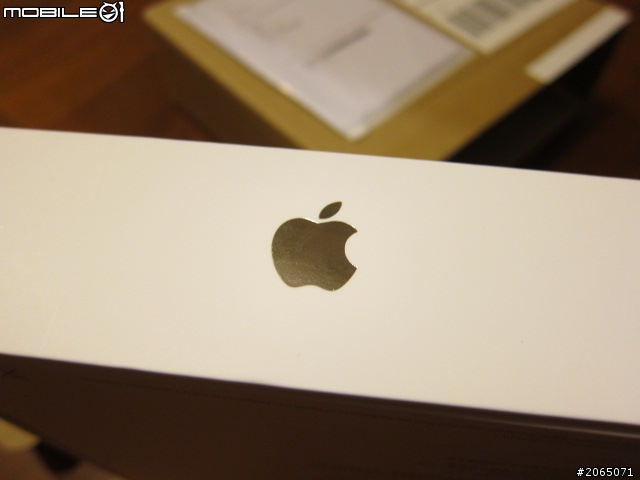 1/10在官網訂的mini with Retina 其實昨天就來了不專業開箱文