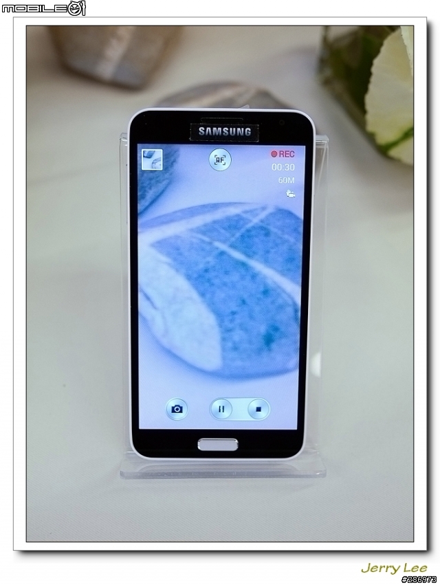 "簡約哲學 行動美學"~~Samsung Galaxy J 不一樣的體驗會