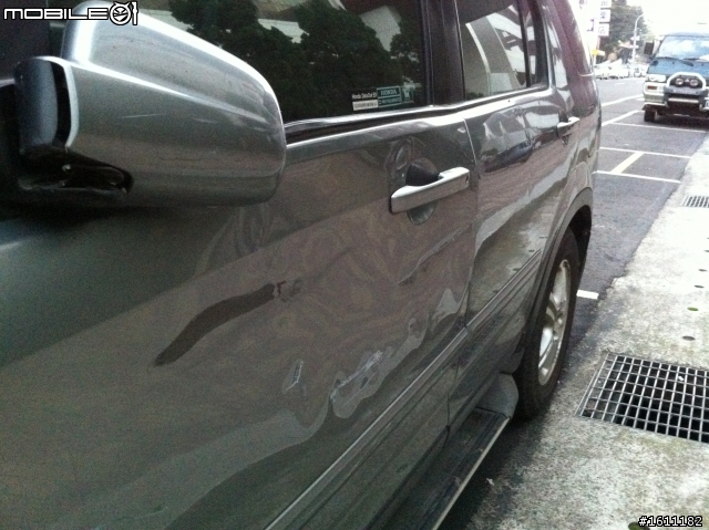 CRV2車禍與後續烤漆鈑金
