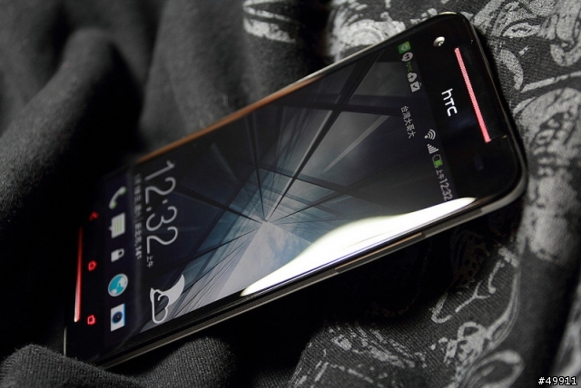 hTc Butterfly S LTE。肥蝶大電量 拍照猴腮雷