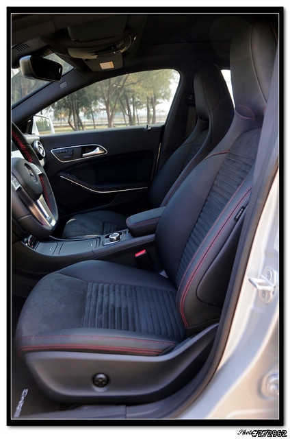 【開箱】我的第一台Mercedes,CLA 250