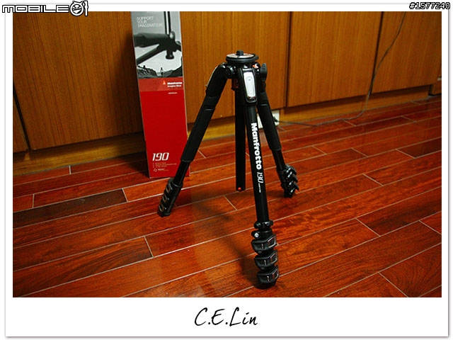 【開箱】Manfrotto 190 MT190XPRO4 新款鋁合金腳架 輪到我來開了!!!