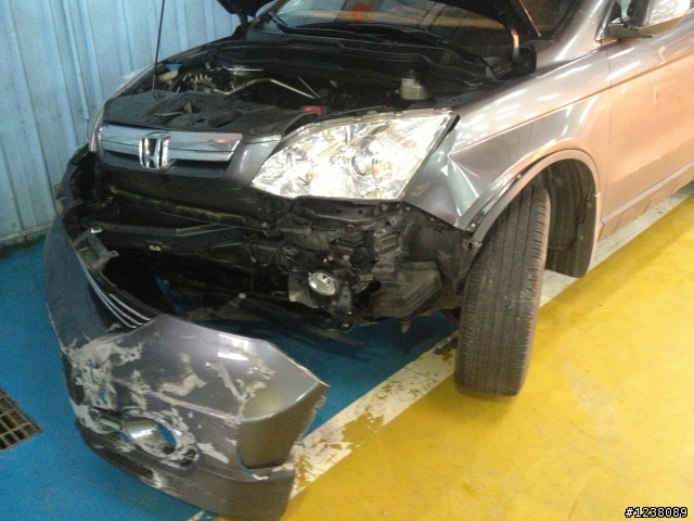 去參加親戚的婚禮回程發生了車禍....