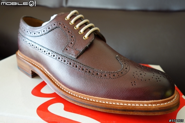 遲來的開箱 Grenson 雕花鞋