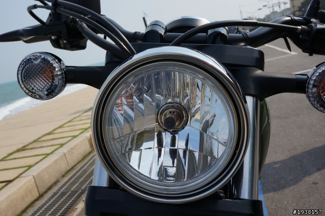 STAR (Yamaha) Bolt 950 R 簡易開箱~~秀秀你的BOLT!!