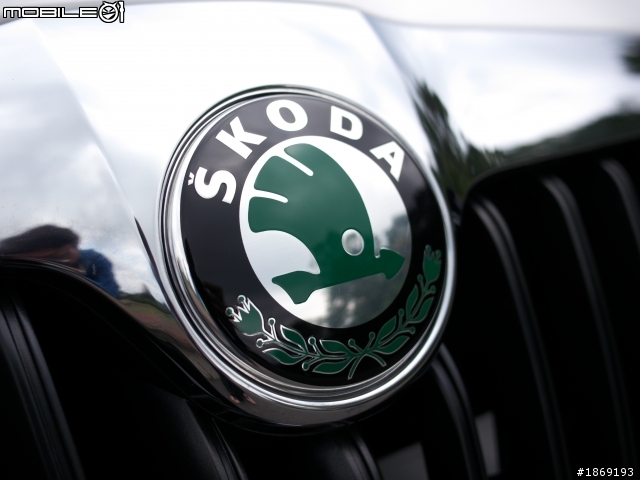 SKODA Octavia 1.2 TSI (白) 小小開箱~