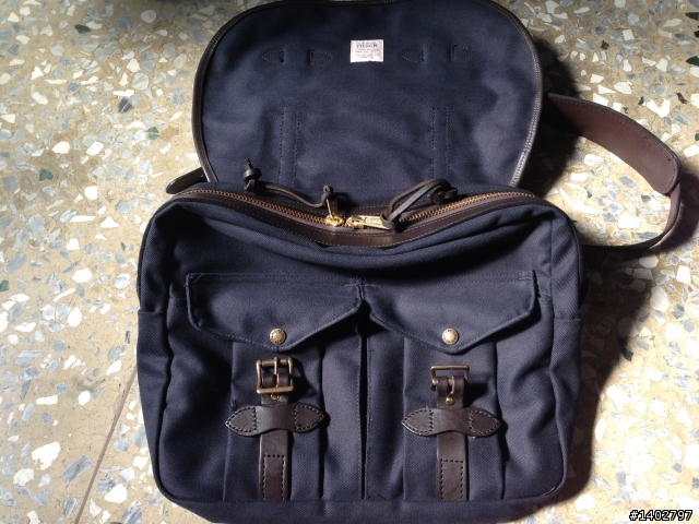 跨年禮物!入手新成員FILSON 240 NAVY