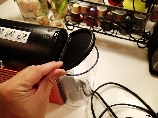 Nespresso Pixie 咖啡機 開箱文