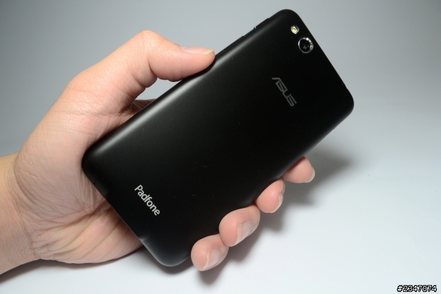 華碩變形手機迷你版~Asus Padfone mini 4.3 + 7吋平板開箱