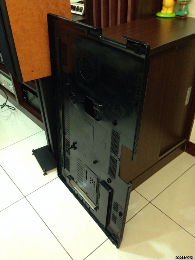 一歲多的 SHARP LC-40Z5T 更換液晶面版
