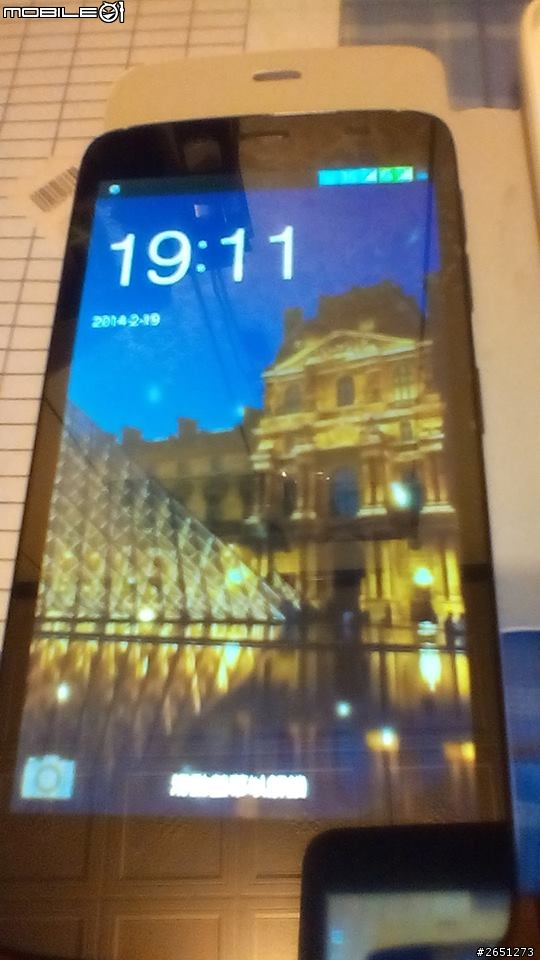 開箱文 GPLUS E3 PLUS 白色機款 隨便看看吧!