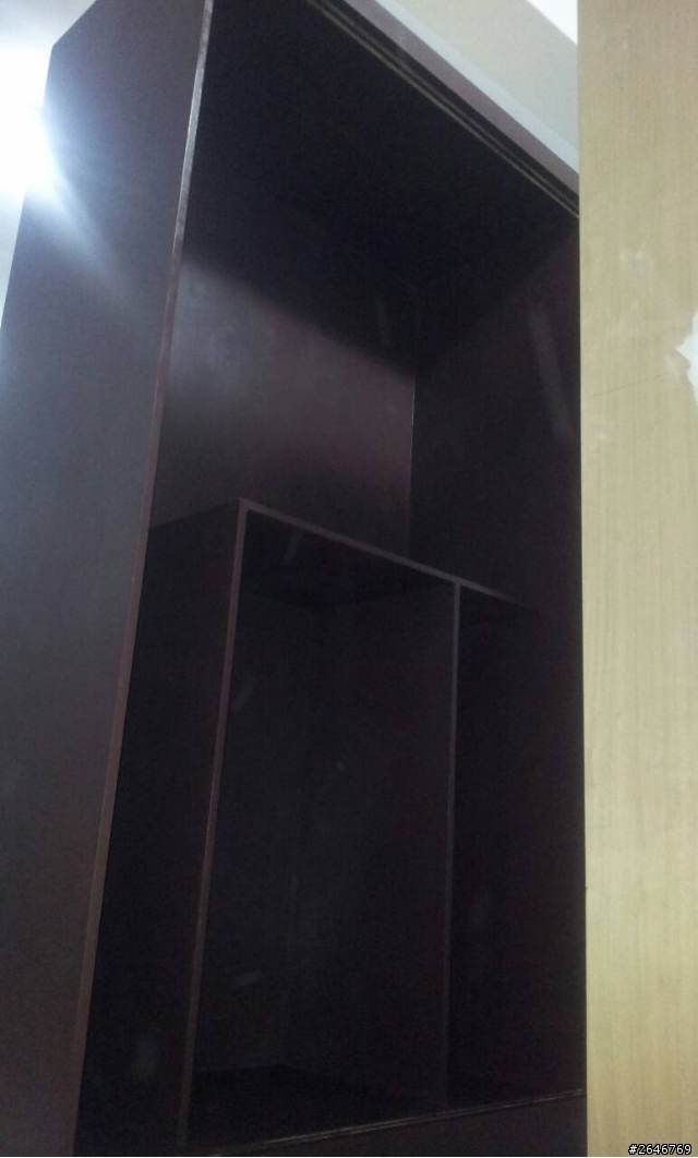自己做衣櫃遇到困難了~~