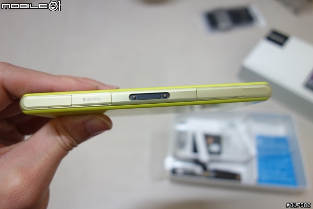 就是喜歡一手掌握!Z1 compact 萊姆黃 開箱