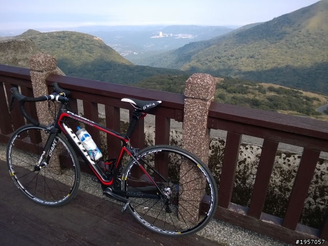 眾人皆醉我獨醒!!! Defy Advanced SL 1 ISP 2014