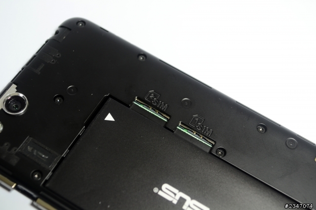 華碩變形手機迷你版~Asus Padfone mini 4.3 + 7吋平板開箱